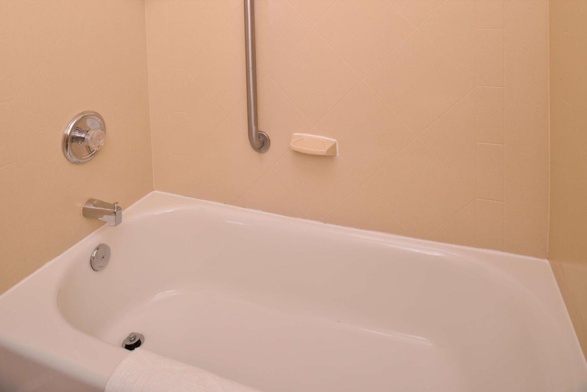 Hampton Inn By Hilton Litchfield Zewnętrze zdjęcie